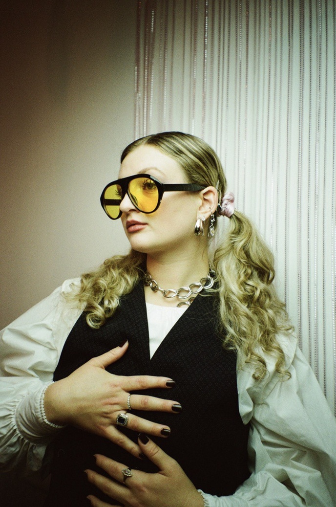 Axapgula presents: KruškaTv (01:30 – 03:00)