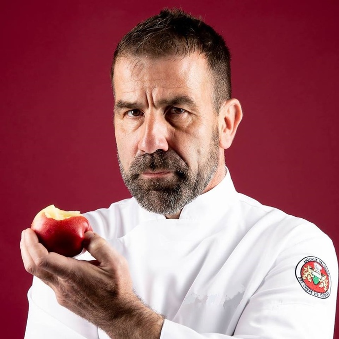 Philippe Ligron, Chef de cuisine, consultant F&B et maître d’enseignement en arts culinaires