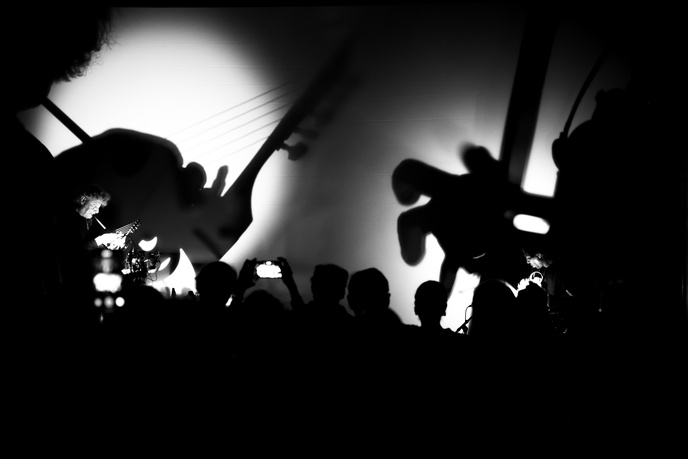 21:15H PHIL & LOUIS & PIERRE