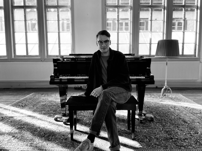 VALENTIN MELVIN TRIO