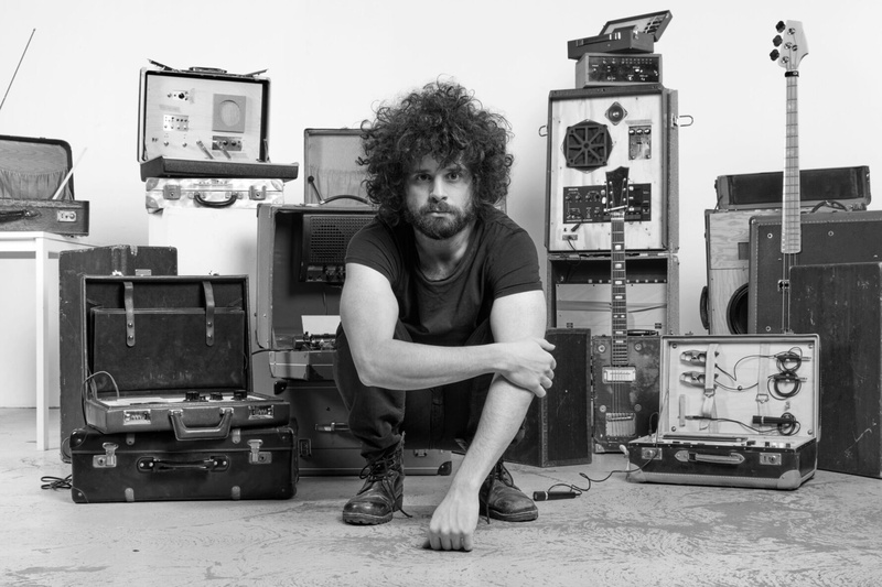 Louis Jucker + Ne surtout pas diminuer les nuisances du Collectif Buro d'Archi