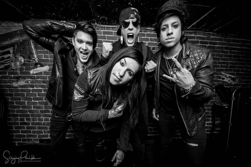ESCAPE THE FATE + Set To Stun (US) + Shields (UK)