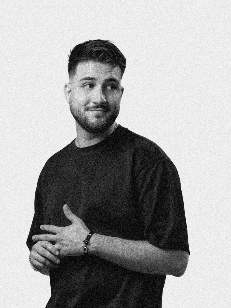 Passepartout mit Migrationsvordergrund mit Medaur Sadrija und suprise guest !