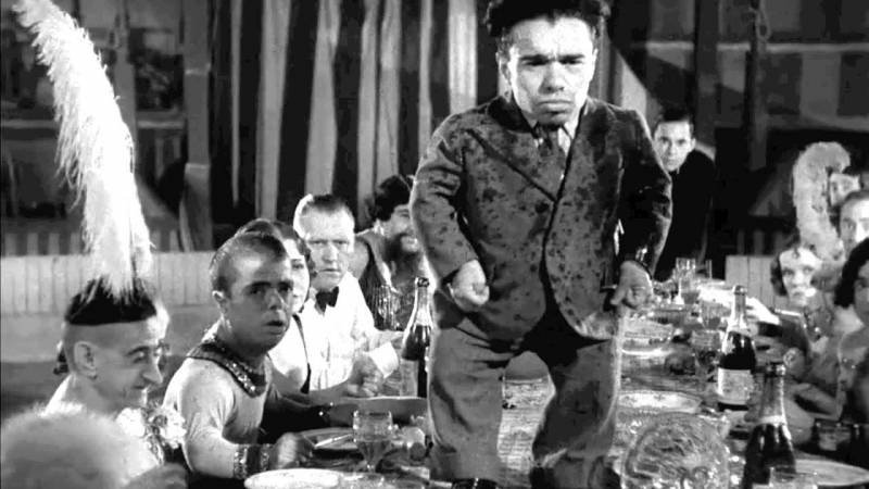 Ciné-concert: CERCUEIL joue "FREAKS"