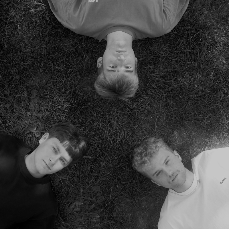 Friorité, SchlimmHomie, S.A.7