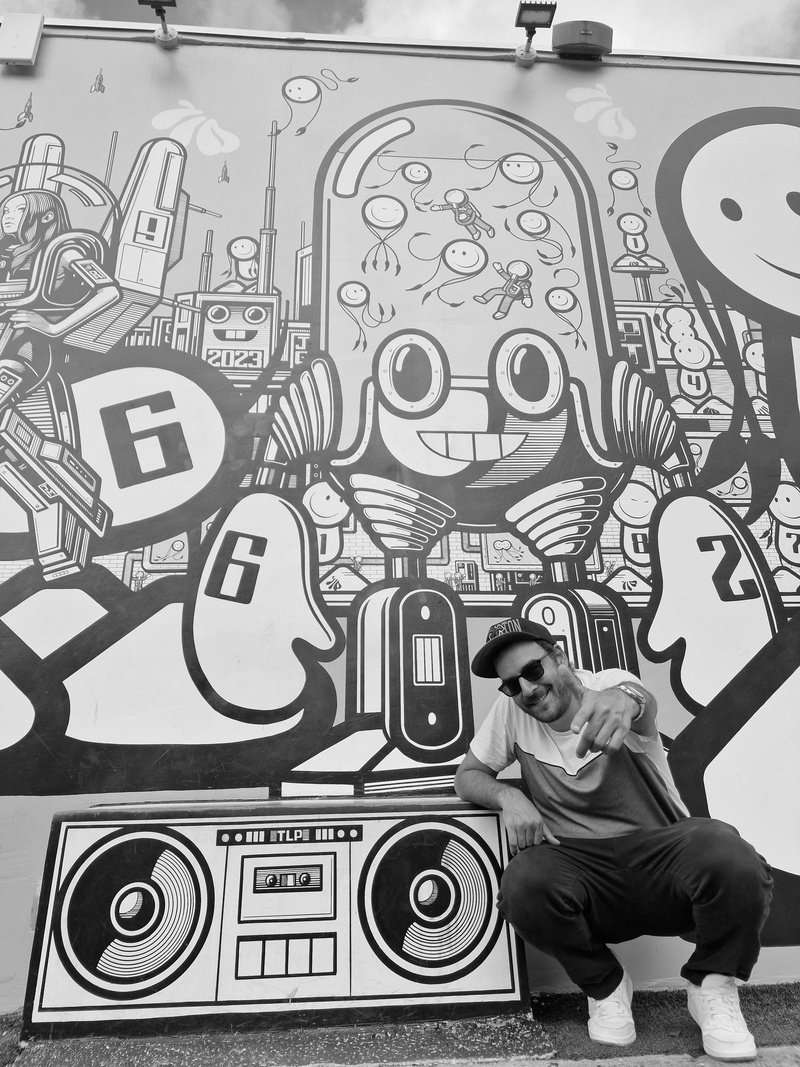 DJ TOOTS + GUEST : Afro Dance by LOULOU