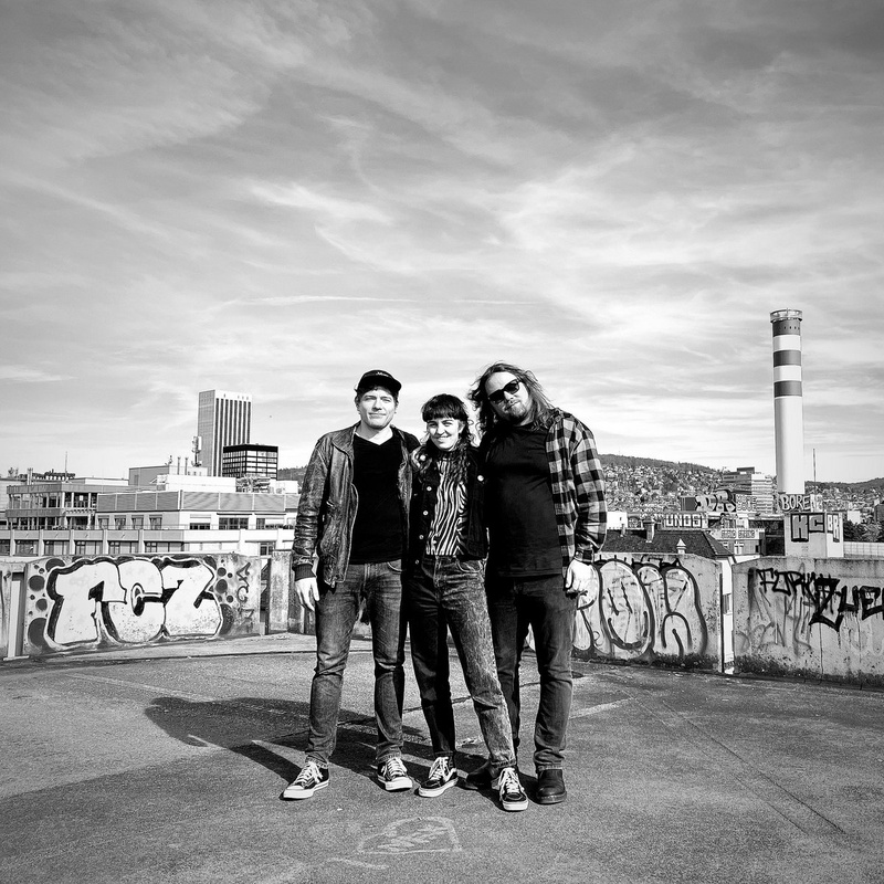 Hathors (CH) // Sex Beat (DE)
