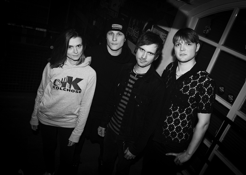 Dave Collide & The Everkids (DE) // Desert Lily (CH)