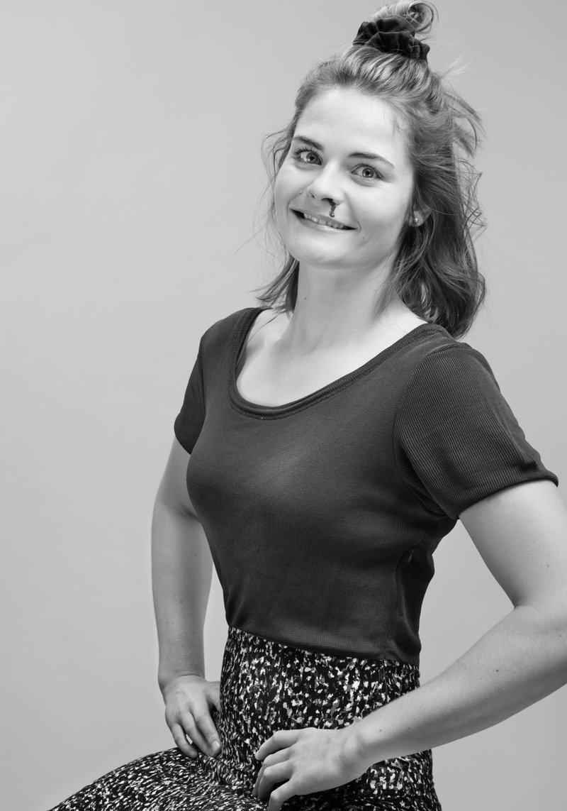 Hazel Brugger - 21:00