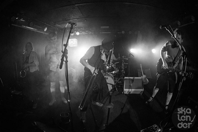 Ska-Night mit Quatre in Toulouse und Waskabi