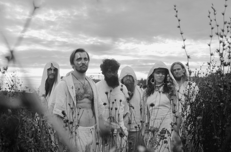 De l’Abîme Naît l’Aube (Vernissage) – Versatile – Silhouette