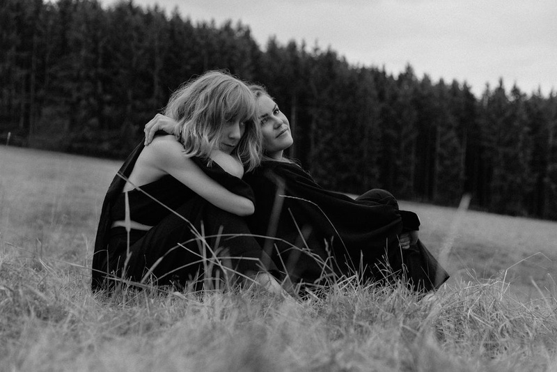 Azalée + Onimo + Lonesome Station