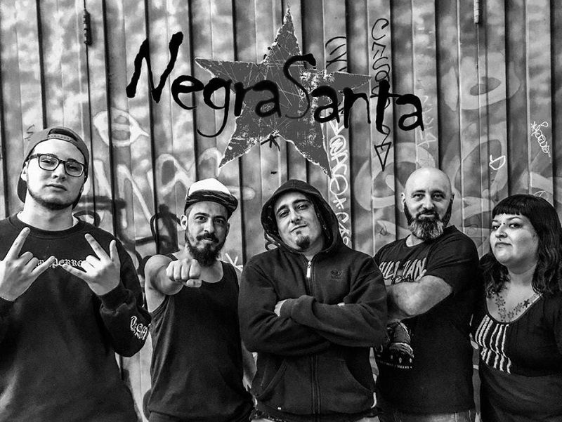 Negra Santa