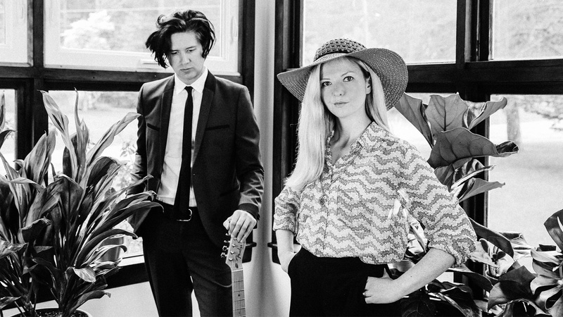 Still Corners (UK) + Support: Floorbrothers (CH)