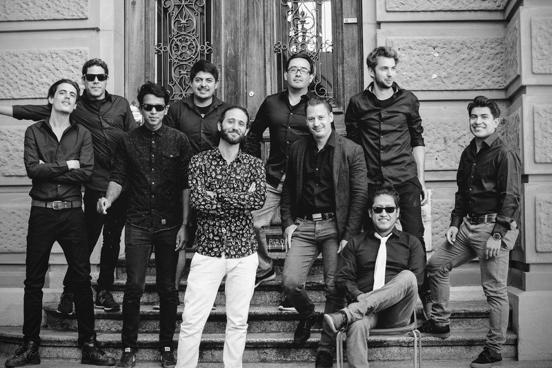 EL CUMBIÓN // LOS VACIOS DE CHARLY / LOS DESTILADOS DE BERNA / UPA CHALUPA