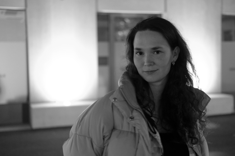 Zoë Më [CH] Kammgarn Sommer 2024