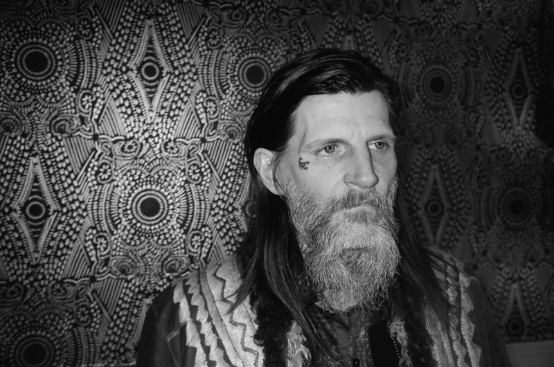 DYLAN CARLSON (US)