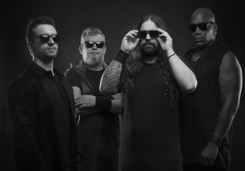 Sepultura (BR) + Blasted (CH) + tuXedoo (AT)