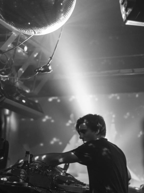 ORIGINAL RESIDENCY: LUX REC