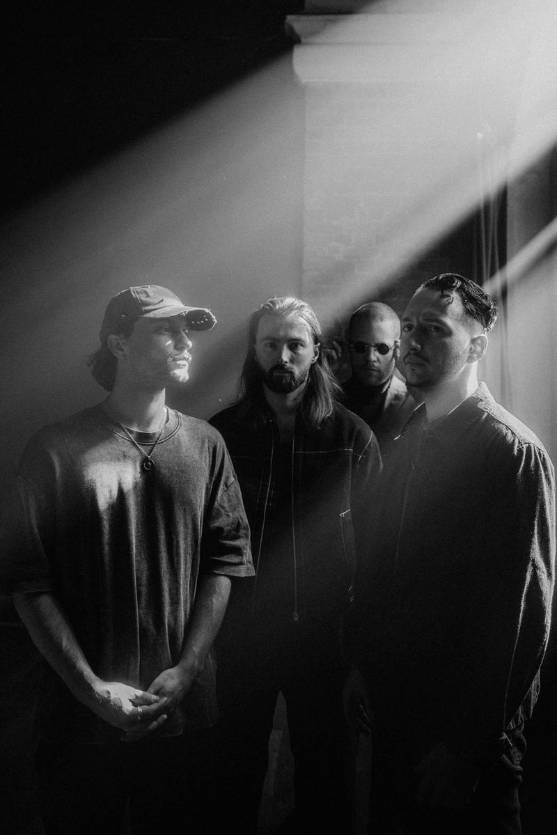 RESOLVE (FR) + WINDSHELTER (CH)