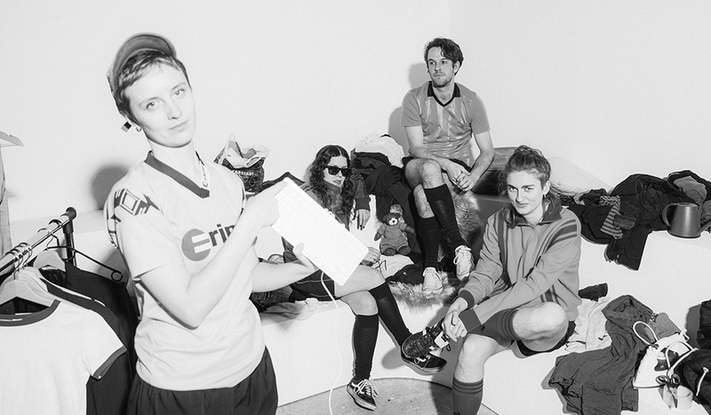 Kapa Tult (DE) & Support