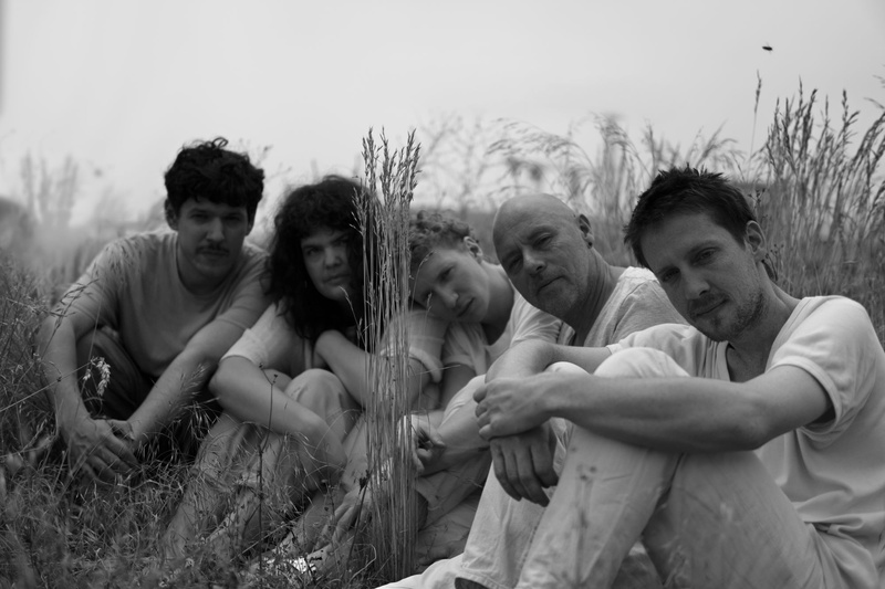 FUTURE F: mantocliff Albumrelease - Support by Jasmin Albash