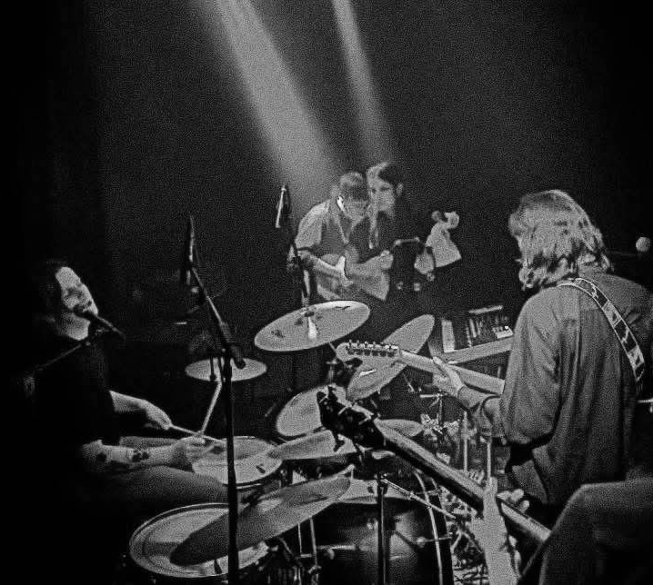 Den Der Hale + Leech