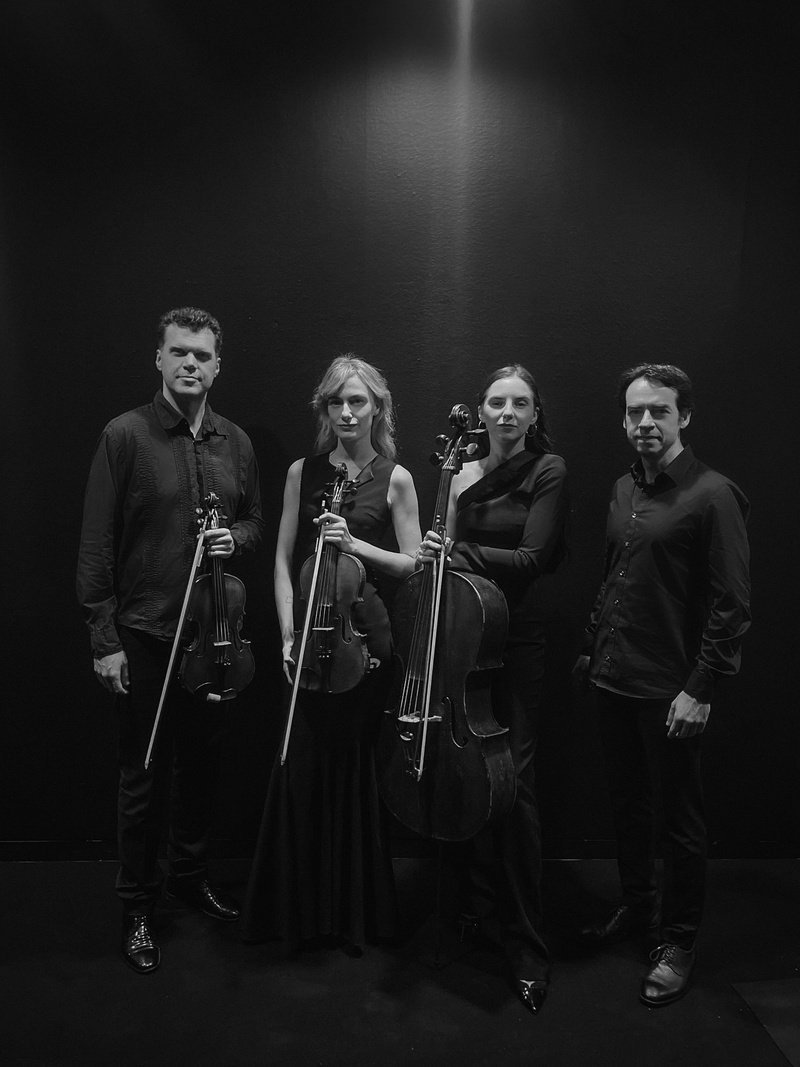 Vadim Neselovskyi & Mriya Ensemble - UKRAINIAN DIARY