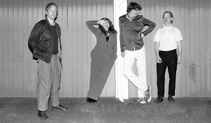 SOLD OUT: Die Sterne (DE) & Support: Resi Reiner (AT)