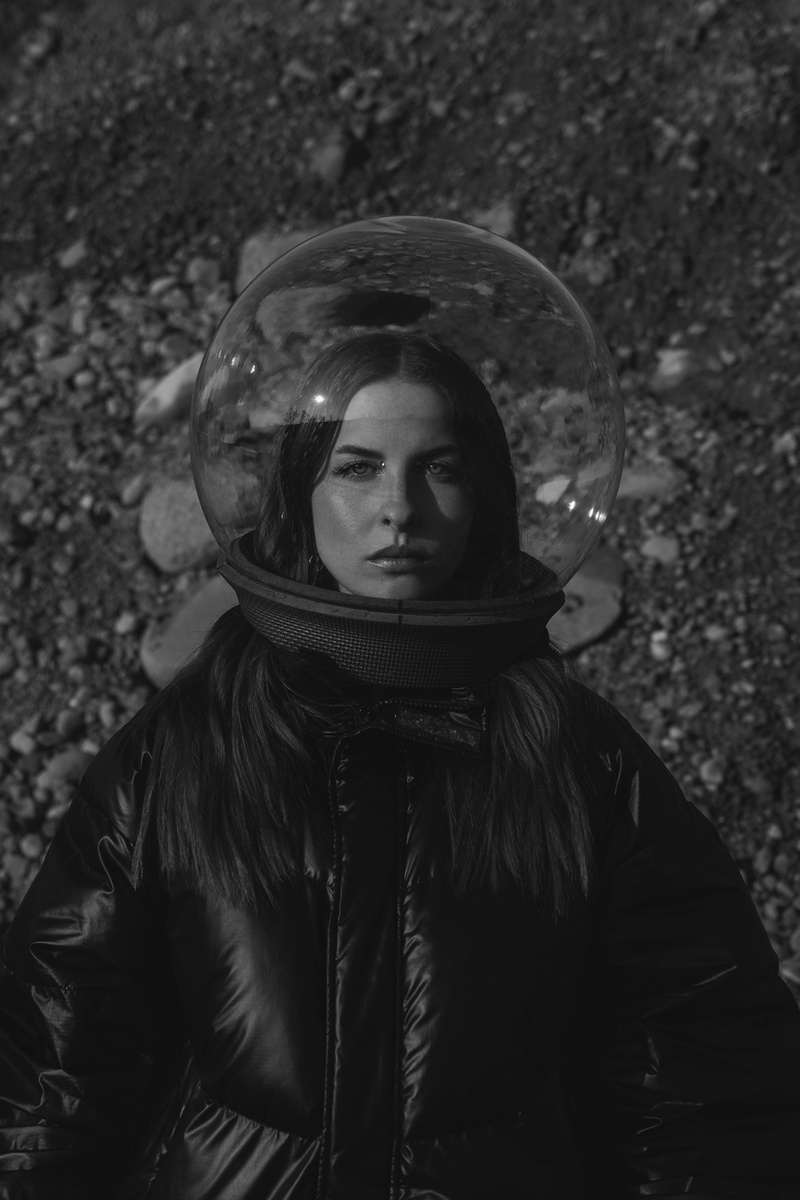 GIGI - Hinterem Mond Tour