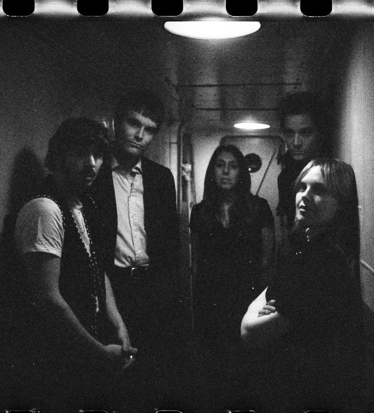 The Dharma Chain (DE/AU) // The Macks (US)