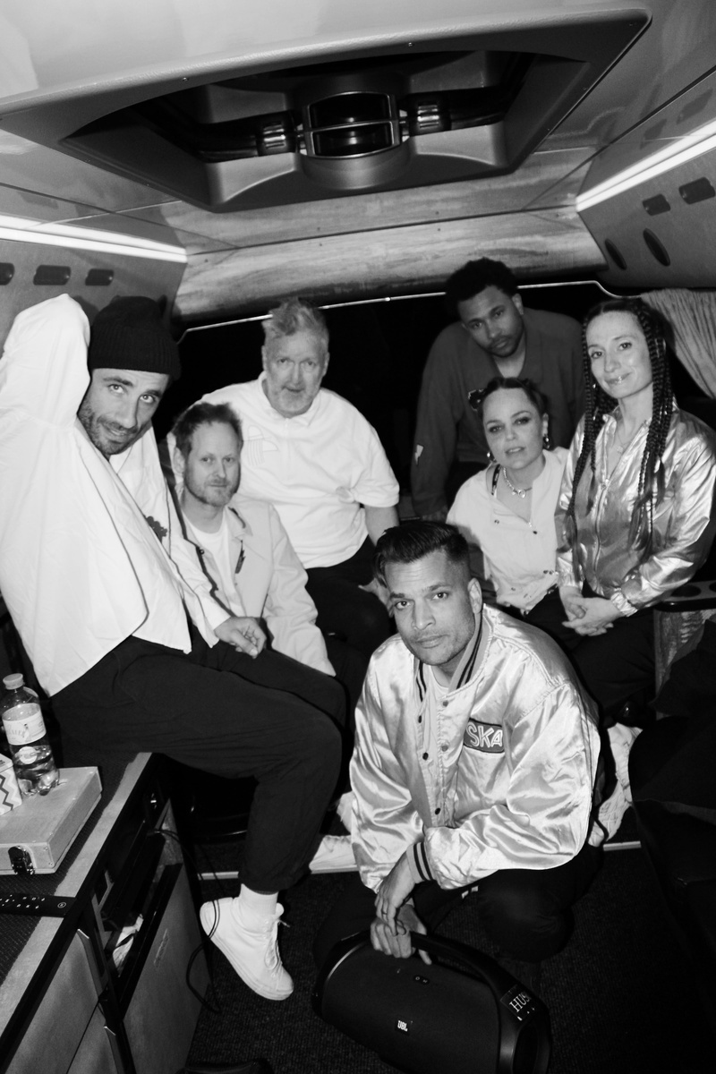 Open Season (CH) + Skarra Mucci x Manudigital (JM/FR)