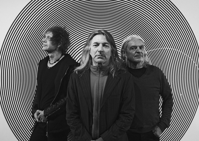 THE YOUNG GODS (CH) + CAMILLA SPARKSSS (CA/CH)
